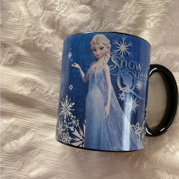 Disney Other - BEVERAGE MUG Frozen
